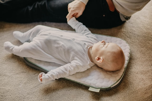 Portable Changing Pad Guide: What to Look for When Choosing a Travel-Friendly Changing Mat