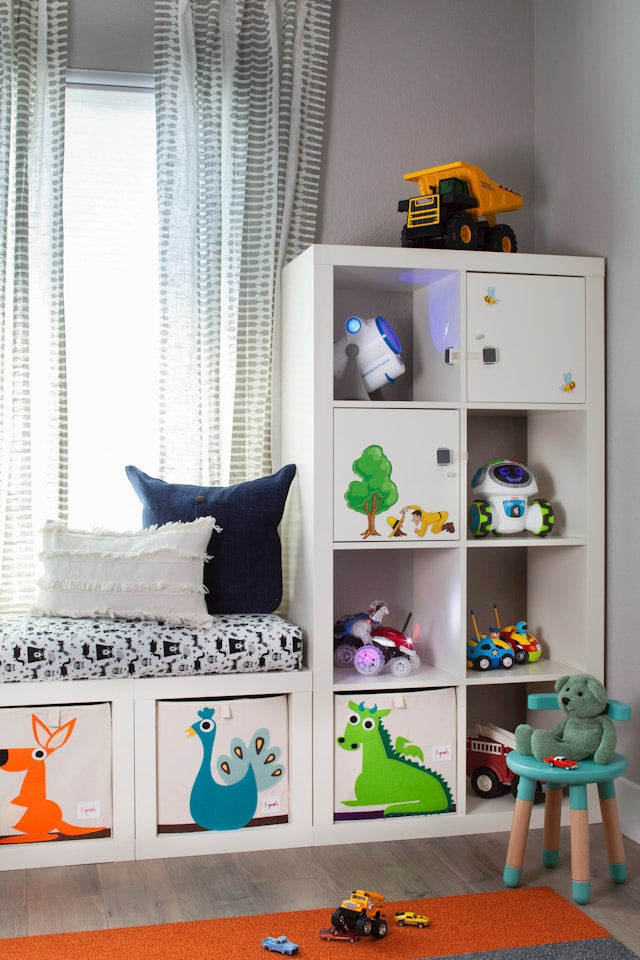 Dinosaur Nursery Decor Mistakes: Oversized Graphics, Busy Bedding, and Poor Wall Placement