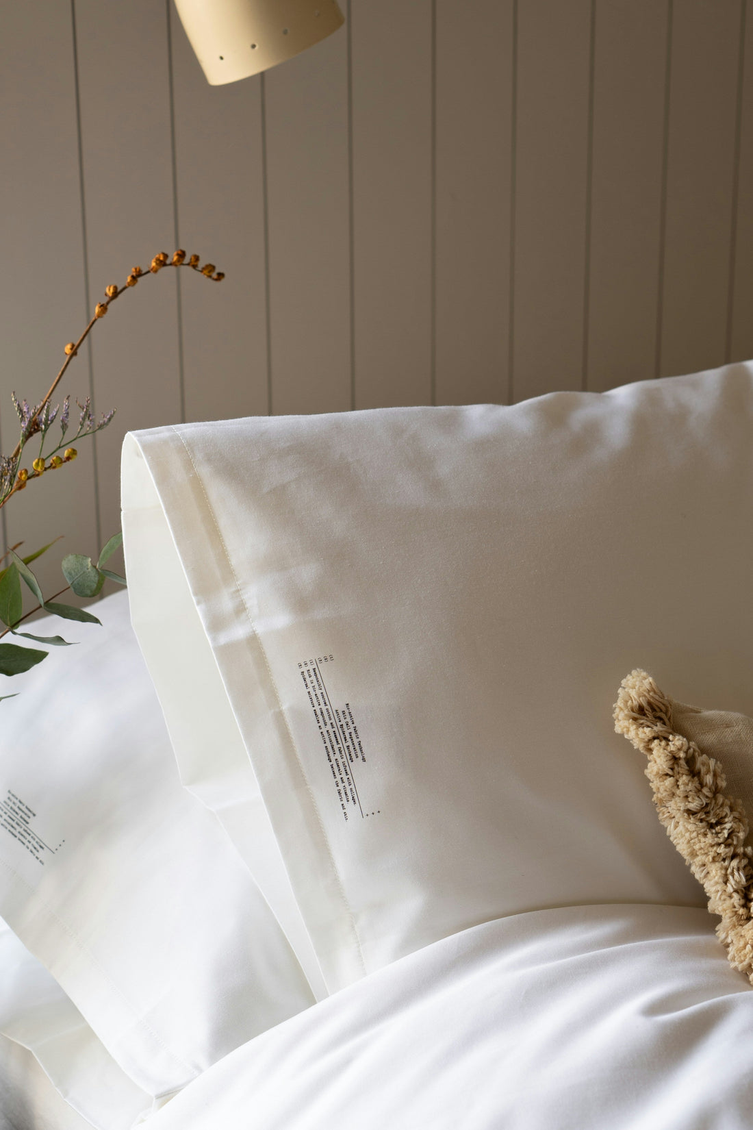 King and California King Bed Skirts: What to Check Before Buying