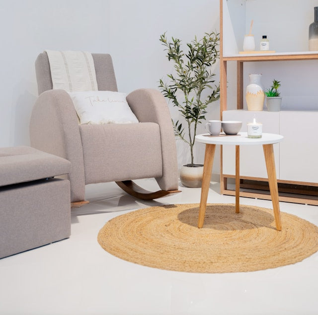 How to Choose the Perfect Nursery Rocking Chair for New Parents