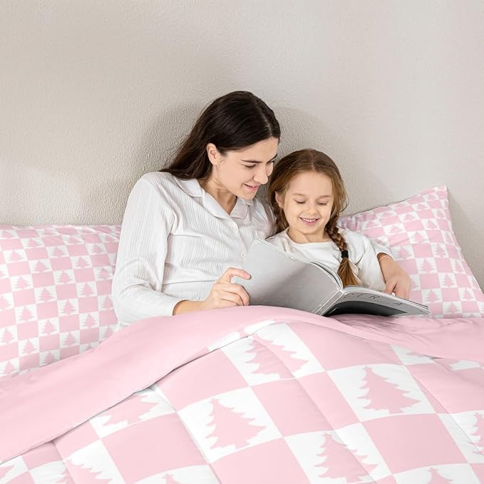 Feelyou Christmas Bedding Set Soft for Boys Girls, Checkered Comforter Set Queen Size Christmas Tree Duvet Quilt Microfiber Xmas Decorations Bedroom Decor Pink 3 Pcs with 2 Pillow Cases