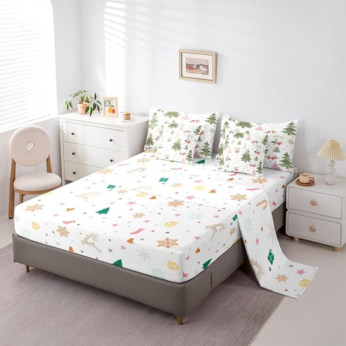 Erosebridal Kids Cartoon Christmas Bed in A Bag 7 Pcs Kawaii Christmas Tree Comforter Set for Women Men Cute Xmas Pine Tree Bedding Sets King Red Berry Xmas Decoration Sheet Set with Comforter