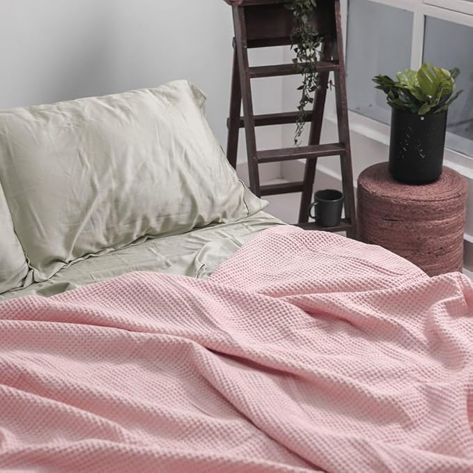 Salt Earth GOTS Certified 100% Organic Cotton Throw Blanket, 60"x80" Waffle Blankets & Throws for Bed, Throw Blanket for Couch, Cozy Christmas Blankets and Throws for Christmas Gifts (Misty Rose)