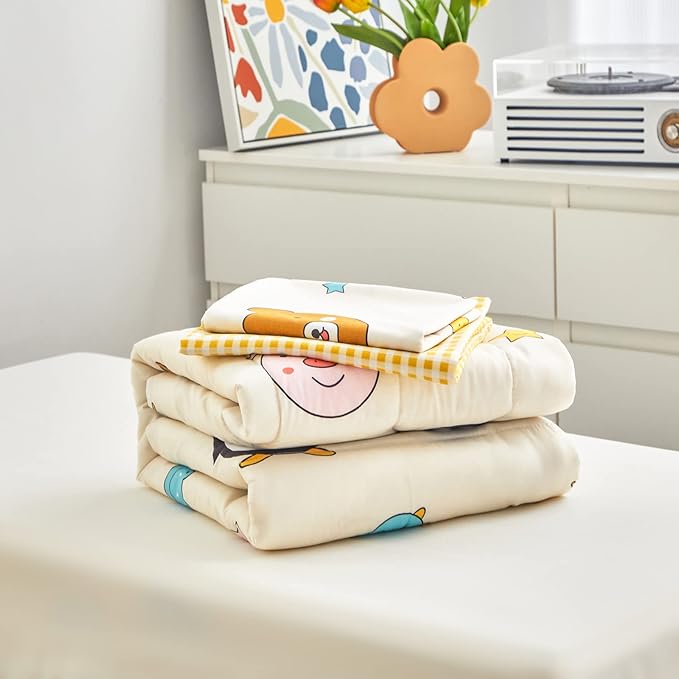 Flysheep 4 Piece Colorful Beige Toddler Bedding Set Happy Animals Printed for Baby Boys and Girls - Includes Quilted Comforter, Flat Sheet, Fitted Sheet & Pillow Case, Soft & Comfortable Microfiber