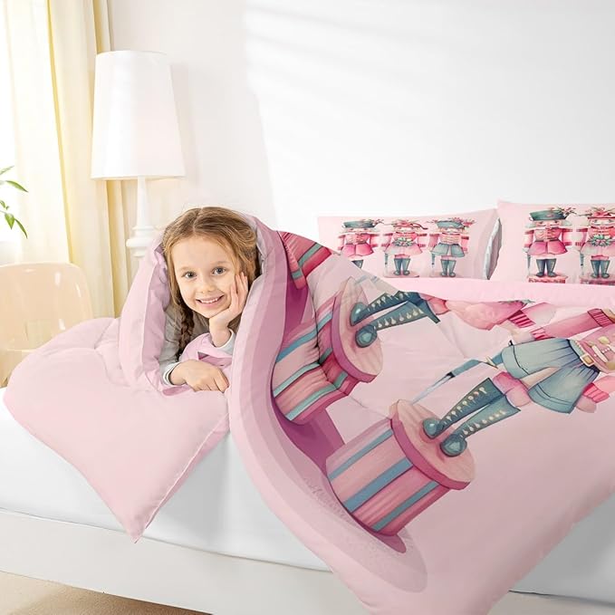 Feelyou Christmas Decorations Nutcrackers Kids Comforter Set King Size Pink Christmas Bedding Set Funny Nutcracker Duvet Quilt for Kids Boys Girls Bedroom Berries Printed Decor Kawaii Soft Breathable