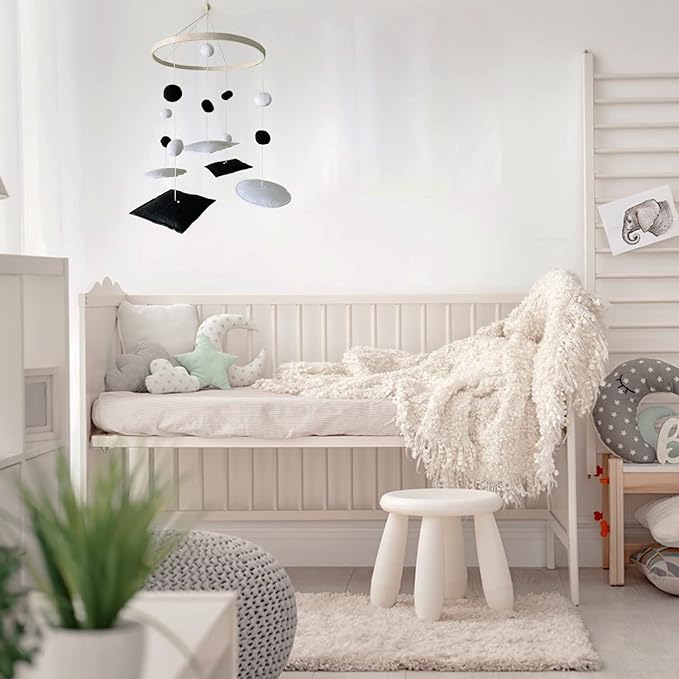 Montessori Mobile, Black and White Mobile for Baby, Woodland Baby Crib Mobile for Boys Girls, Neutral Nursery Mobile High Contrast Mobile for Pack N Play, Nursery Decor Woodland
