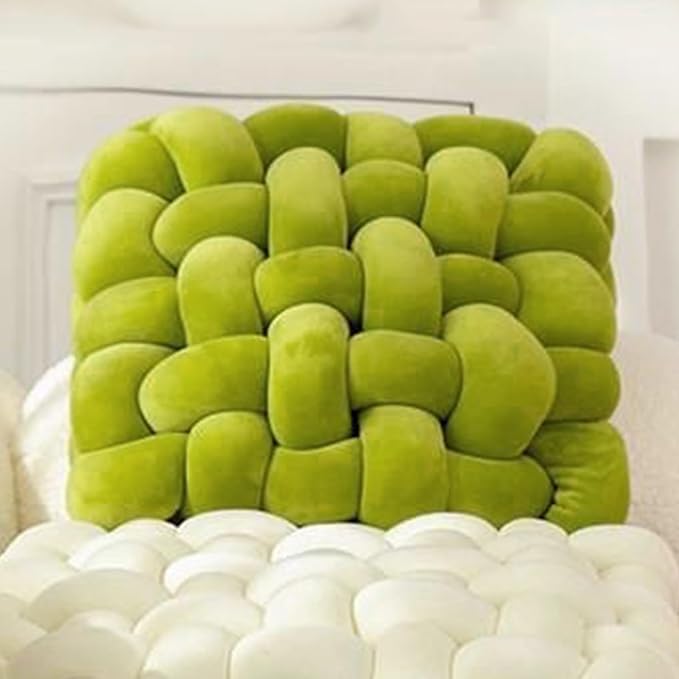 Velvet Chunky Yarn Bulky Giant Arm Knitting Ya rn, Super Soft Jumbo Tube Weight Y arn, Fluffy DIY Crochet Hand Making Washable Yar n for Blanket, Pet Bed, Rugs Pillow (2.2lb-Green)