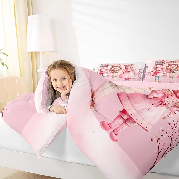 Feelyou Christmas Decor Nutcrackers Bedding Set Soft for Boys Girls, Pink Christmas Comforter Set Toddler Size Pink Nutcrackers Duvet Quilt Berries Printed Room Decor Kawaii 2 Pcs with 1 Pillow Cases
