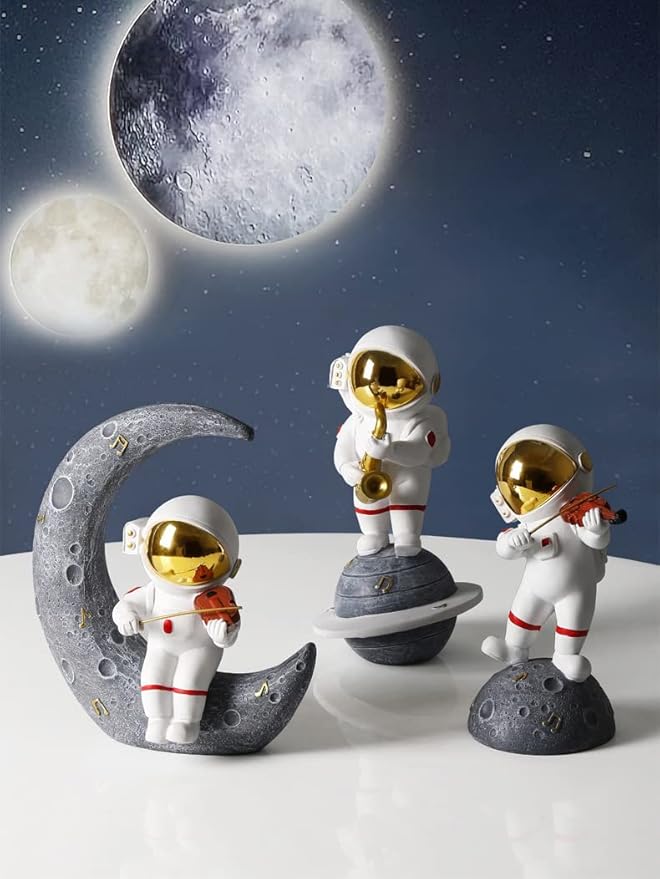 Paimuni Figurine Home Decor Resin Astronaut Statue Collectible Spaceman Sculpture Decorative Music Ornament for Desktop Bookshelf Office Living Room