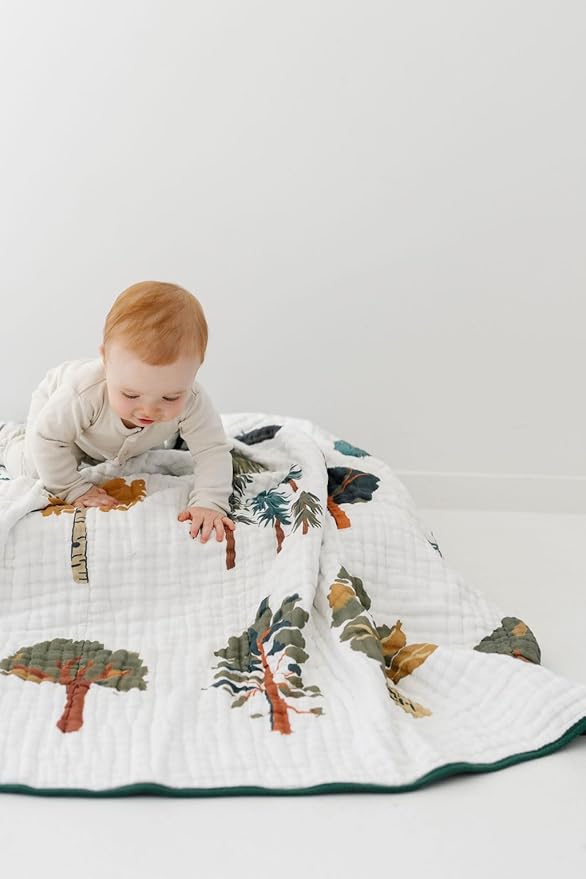CLEMENTINE KIDS Forest Trees Quilt, 47 x 47 inches, Cotton Muslin, Green