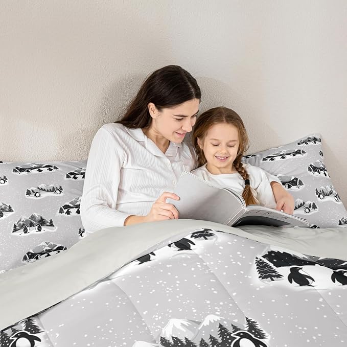 Feelyou Christmas Kids Comforter Set Full Size Polar Penguin Bedding Set Snowflake Duvet Quilt for Kids Boys Girls Bedroom Winter Decor Microfiber Ultra Soft Breathable