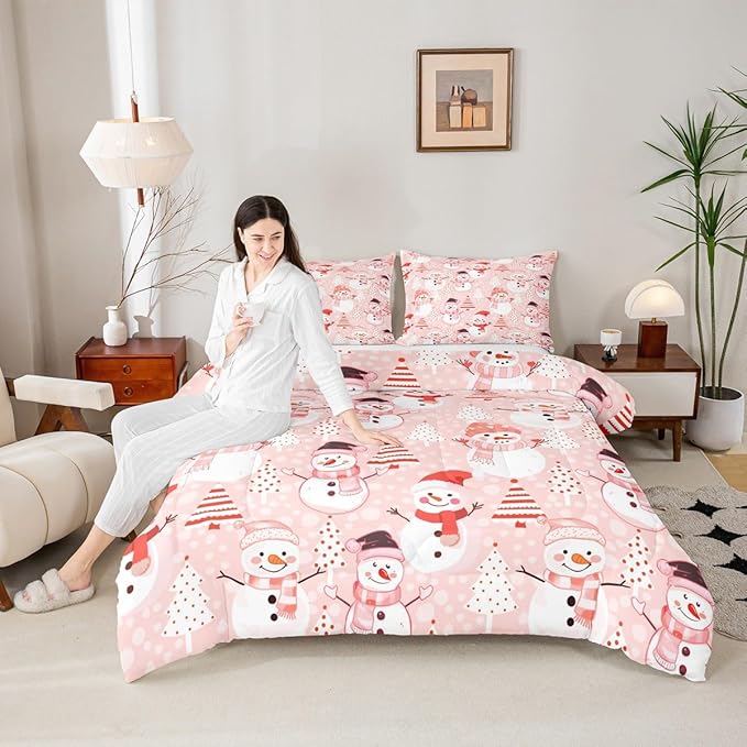 Manfei Christmas Comforter Set Queen Size, Snowman and Xmas Trees Down Comforter with 2 Pillowcases, New Year Pink Bedding Set 3pcs for Kids Girls Adults Bedroom Decor Lightweight Duvet Insert