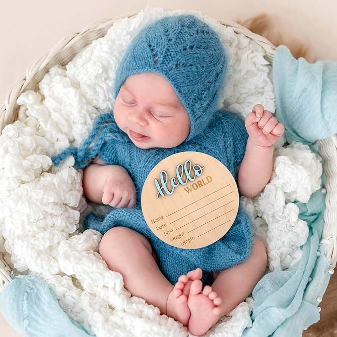 Newborn Announcement Sign, 15cm/5.9in Wooden Hello World Newborn Sign Birth Baby Name Plaques for Boys and Girls Baby Shower Photo Props or Hospital Nursery Decor (Blue)