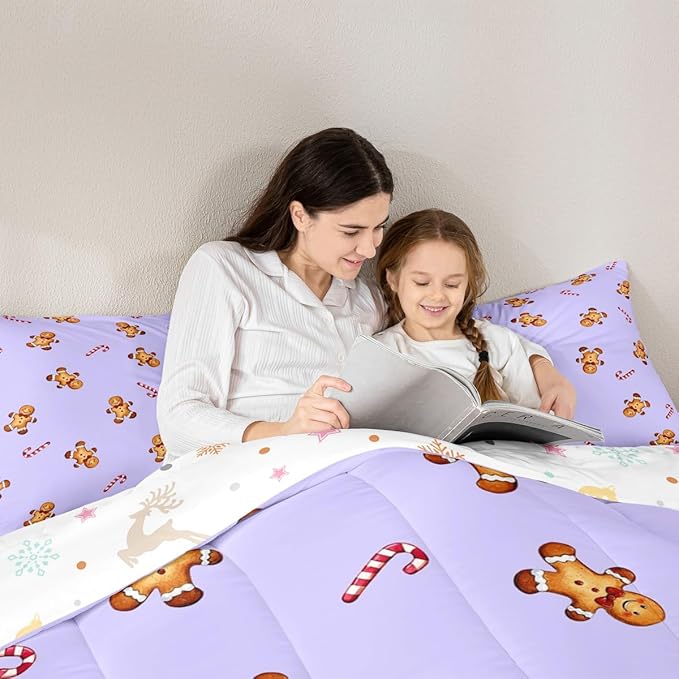 jejeloiu Kids Cute Gingerbread Man Comforter Set Queen Size Christmas Theme Bedding Set for Boys Girls Teens Xmas Candy Cane Happy New Year Purple Duvet Quilt Room Decor
