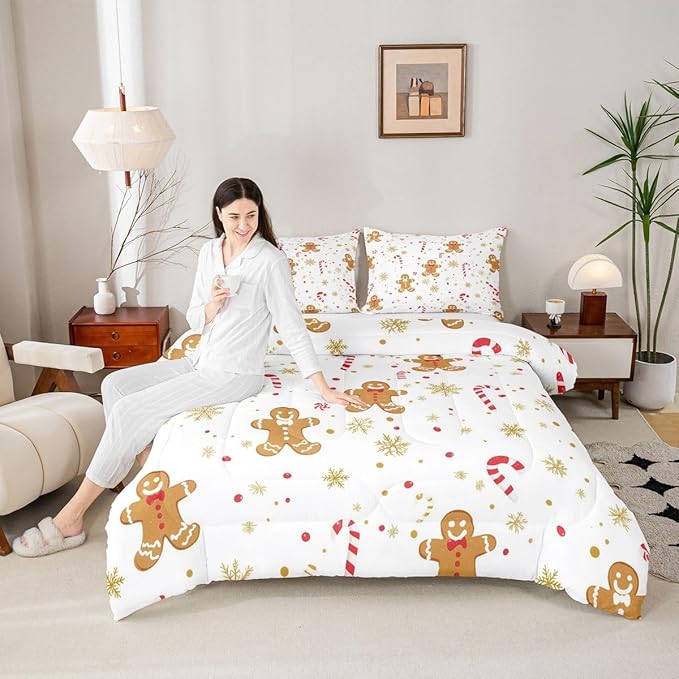 Feelyou Cute Gingerbread Man Comforter Set Queen Size Candy Cane Bedding Set for Kids Boys Girls Golden Snowflake Duvet Quilt Christmas Pattern Bedroom Decor Festive Design 3 Pcs with 2 Pillow Cases