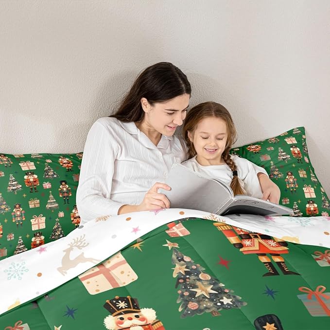 jejeloiu Xmas Nutcracker Comforter Set King Size Christmas Green Bedding Set for Kids Boys Girls Cute Snowflakes Duvet Quilt Bedroom Decor