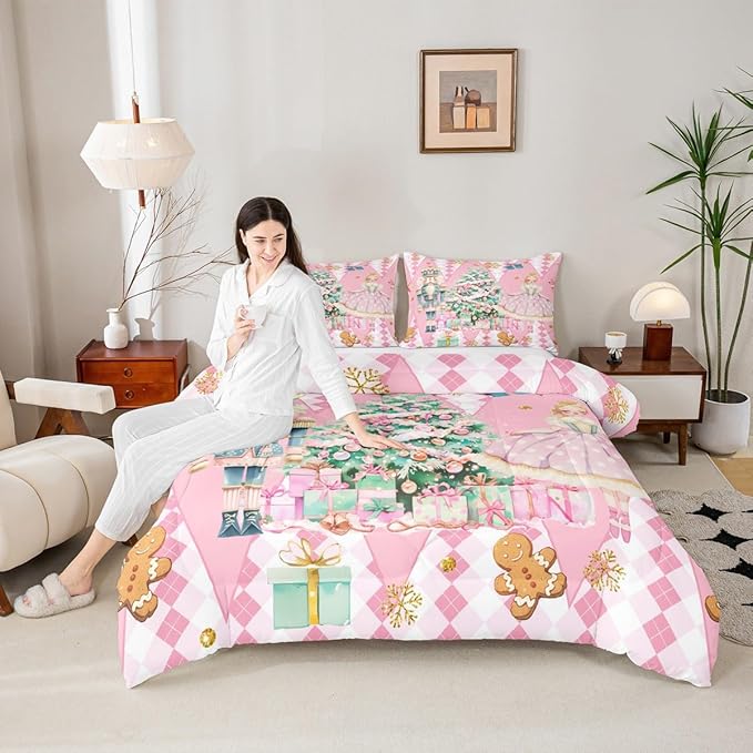 jejeloiu Christmas Nutcracker Comforter Set Queen Size Gingerbread Man Bedding Set for Kids Boys Girls Xmas Tree Duvet Quilt Pink Bedroom Decor
