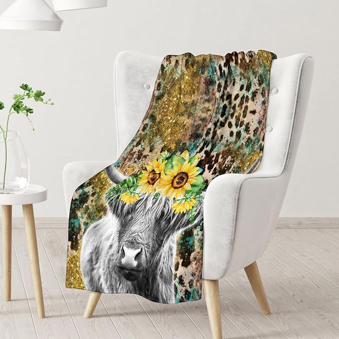 Highland Cow Blanket, Cute Cow Throw Blanket Gift for Women Girls Highland Cow Lovers, 50x40 Inches Soft Fuzzy Flannel Leopard Print Blankets for Crib Couch Sofa Travel
