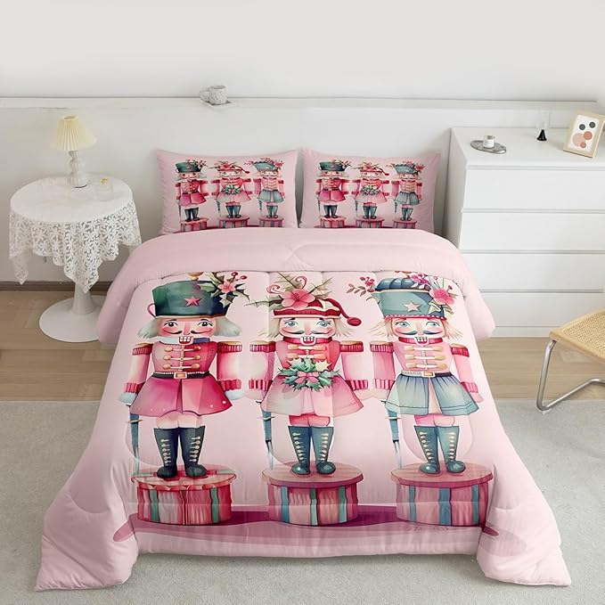 Feelyou Christmas Decor Nutcrackers Kids Comforter Set Toddler Size Pink Christmas Bedding Set Funny Nutcracker Duvet Quilt for Kids Boys Girls Bedroom Berries Printed Decor Kawaii Soft Breathable