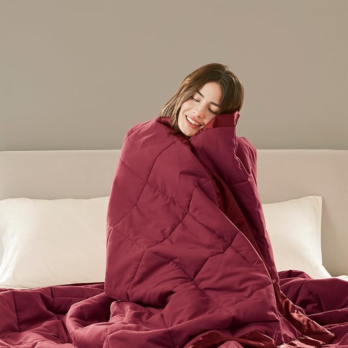 Madison Park Windom Down Alternative Blanket, Premium 3M Scotchgard Moisture Wicking Treatment, Lightweight and Soft Bed Cover For All Season, King, Satin Trim, Burgundy
