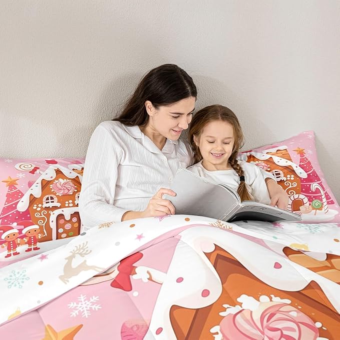 jejeloiu Kids Christmas Theme Comforter Set Full Size Cute Gingerbread Man Bedding Set for Boys Girls Teens Pink Xmas Tree Candy House Winter Snowflake New Year Duvet Quilt Room Decor