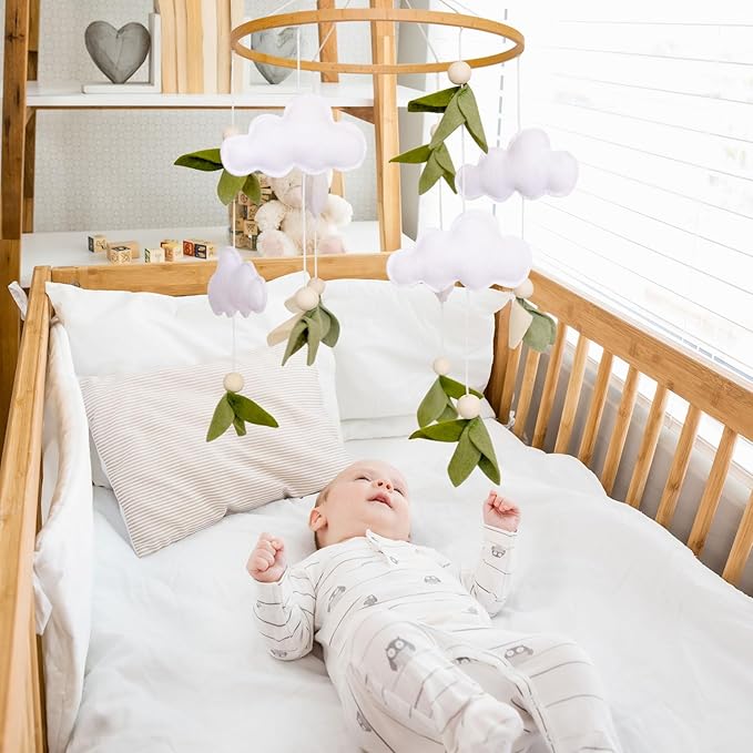 Green Leaf Baby Crib Mobile, WoodlandMobile for Crib for Baby Boys & Girls, Green Nursery Decor, with Felt Leaves, White Clouds