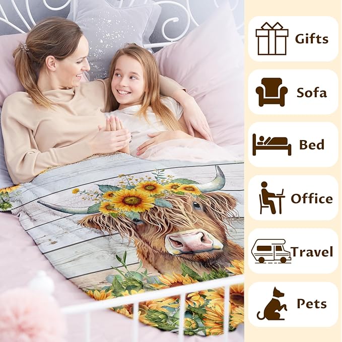 Highland Cow Blanket Gifts - 40x30 Inches Cute Throw Blanket for Women, Girls Yellow Soft Fuzzy Blankets Lap, Chair