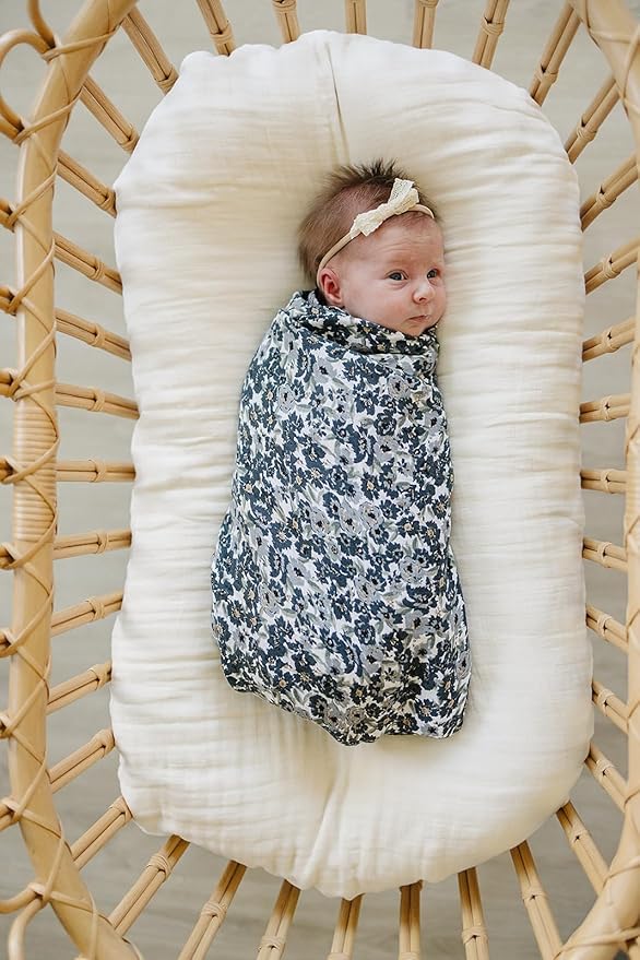 Mebie Baby Liberty Floral Muslin Swaddle, Modern and Neutral Swaddle Blanket for Baby Girl or Boy, Soft Baby Blankets, Newborn Blanket, 0-3 Month, Comfy Wrap, Baby Essentials & Gifts