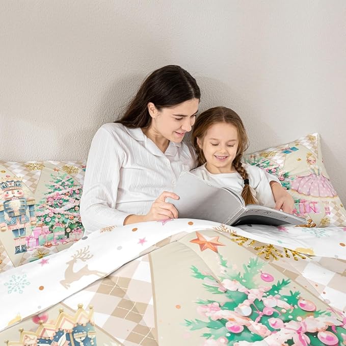 jejeloiu Christmas Nutcracker Comforter Set King Size Gingerbread Man Bedding Set for Kids Boys Girls Xmas Tree Duvet Quilt Beige Bedroom Decor