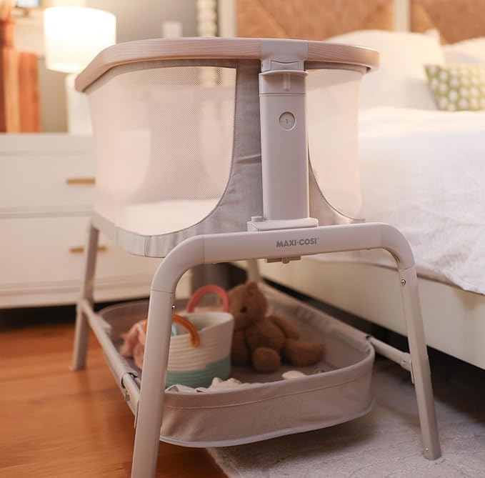 Maxi-Cosi Iora Baby Bassinets Bedside Sleeper, Portable Bassinet, Infant Bedside Sleeper Crib, Height Adjustable, Breathable Mesh, Large Storage Basket, Classic Green