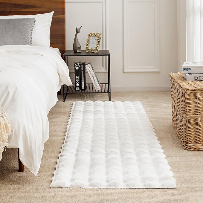 Ashler Faux Rabbit Fur Rug, White 2x3 FT Fluffy Soft Runner Area Rugs, Rectangle Fuzzy Carpet for Living Room, Bedroom, Machine Washable Shaggy Nursery - 3D Bubble Mat
