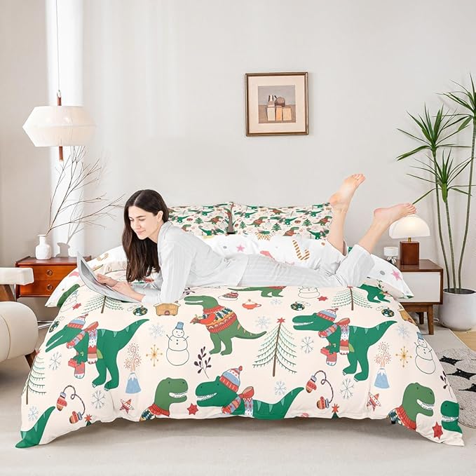 Christmas Bedding Set for Kids Boys Girls Cartoon Dinosaur Christmas Tree Comforter Cover Set Snowman New Year Duvet Cover Bedroom Decor Xmas Theme Bedspread Cover King Size Bedding Collection 3Pcs