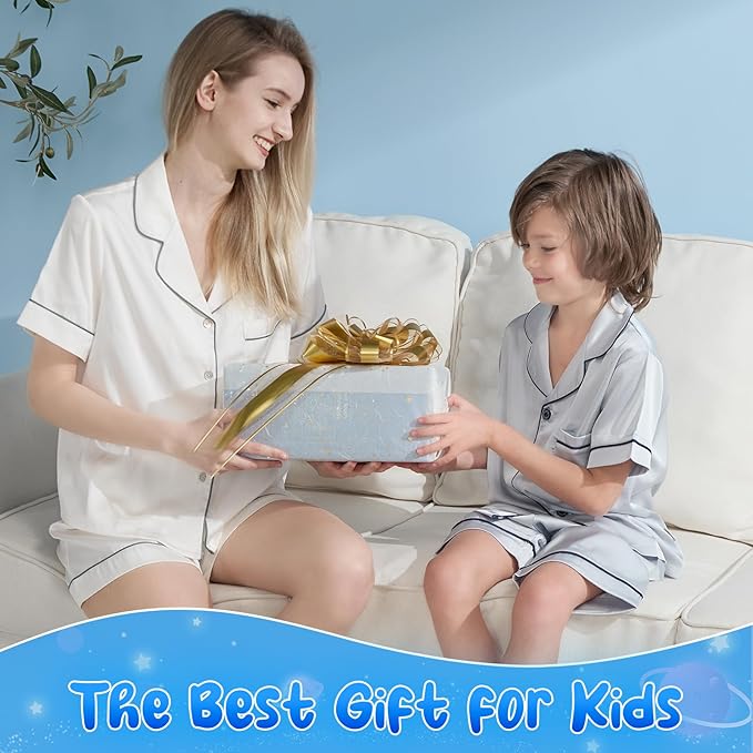 LUXEAR Cooling Blanket, Glow in the Dark Blanket Star Cosmic Cool Blanket for Boys Girls Gift Cooling Throw Blanket Keep Child/Adults Cool All Night Soft Breathable Summer Blanket for Bed Sofa 51x67in