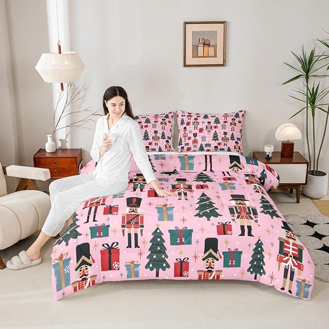 Feelyou Nutcracker Comforter Set All Season Merry Christmas Tree Bedding Set with 2 Pillow Cases Snowflake Kids King Bedclothes Soldier Print Decor Duvet Quilt Soft Lightweight
