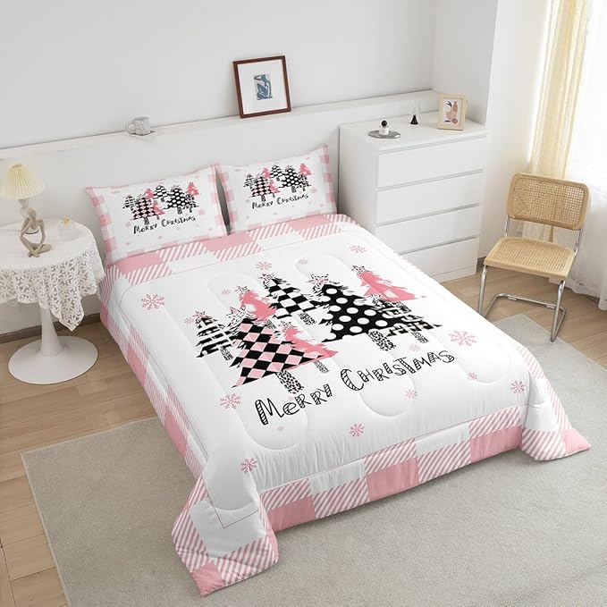 Manfei Merry Christmas Comforter Set Full Size, Pink Plaid Xmas Trees Bedding Set 3pcs, New Year Cartoon Down Comforter for All Season, Kids Girls Santa Claus Bedroom Decor, 2 Pillowcases, No Sheets