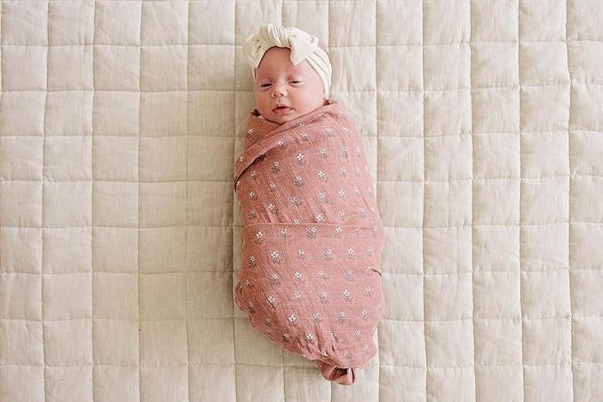 Mebie Baby Vintage Pink Floral Muslin Swaddle, Modern and Neutral Blanket for Baby Girl or Boy, 0-3 Month, Comfy Wrap