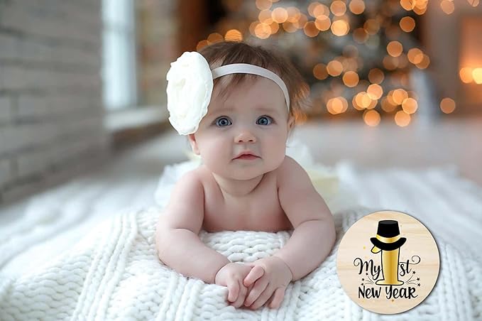 Baby First Holiday Milestone Cards, 7 Pack Double Sided Wooden Baby Milestone Signs for Newborn Girl or Boy, Baby Shower Cards Come with Organza Gift Bag (First Special Moments)