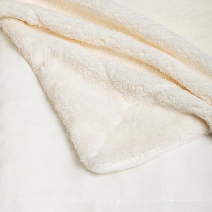 American Baby Company Heavenly Soft Chenille Sherpa Toddler Blanket, Warm and Cozy, Ivory, 36" x 48" for Boys and Girls, Versatile for Nap Time, Preschool and Travel