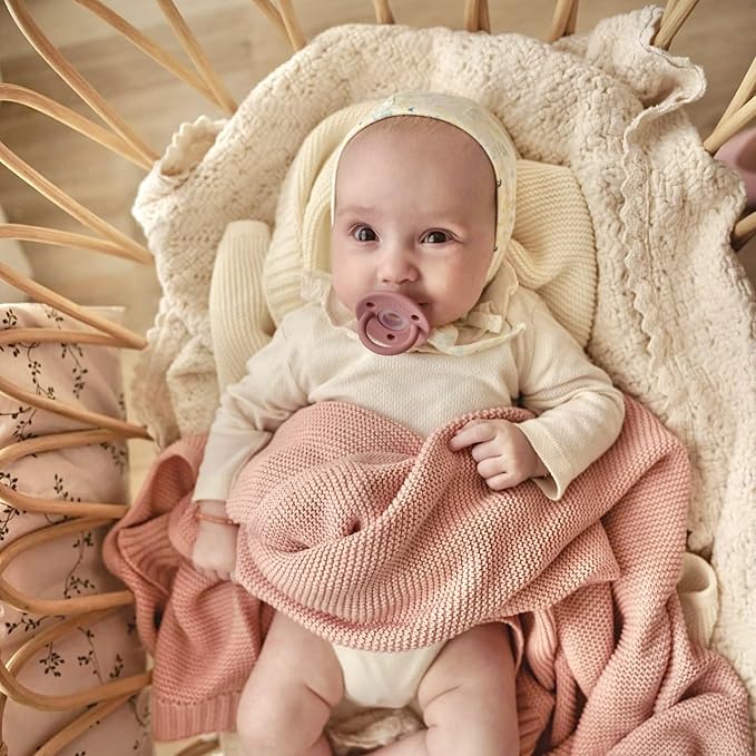 Heritage Knit Organic Cotton Receiving Swaddle Blanket for Girls - 100% Luxury Organic Cotton Knit Warm Cozy Quilt Swaddle Blanket for Newborns Infants Babies & Toddlers (0-2Yrs - Sugar Plum)
