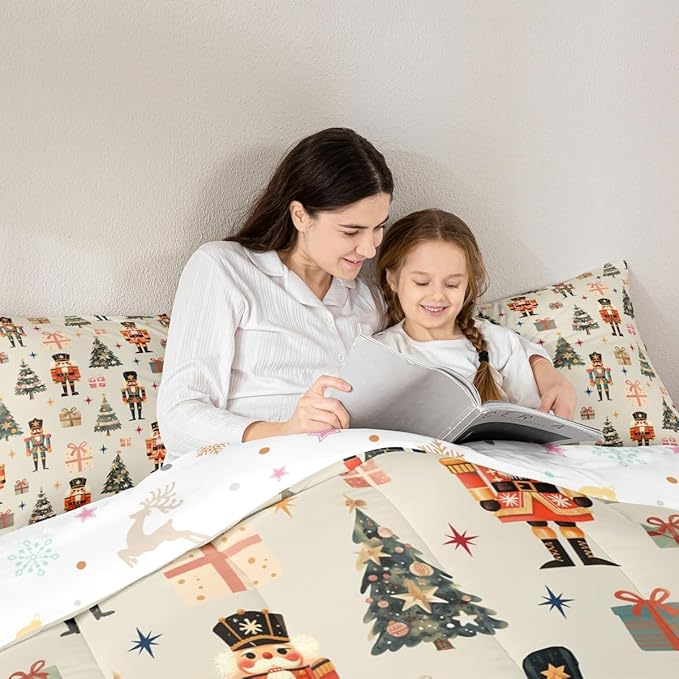 jejeloiu Xmas Nutcracker Comforter Set Toddler Size Christmas Beige Bedding Set for Kids Boys Girls Cute Snowflakes Duvet Quilt Bedroom Decor