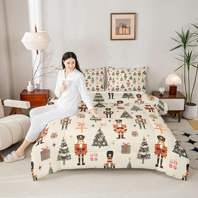 jejeloiu Xmas Nutcracker Comforter Set Full Size Christmas Beige Bedding Set for Kids Boys Girls Cute Snowflakes Duvet Quilt Bedroom Decor