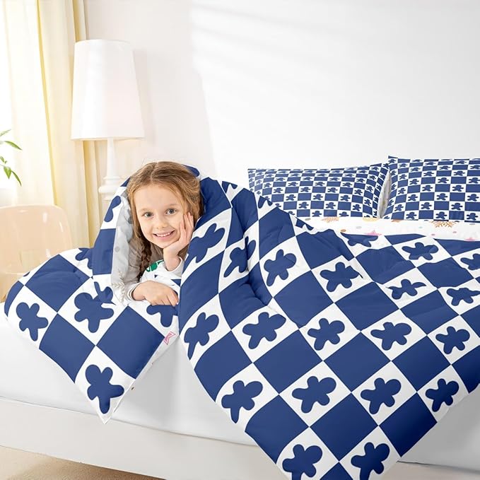 Feelyou Christmas Kids Comforter Set King Size Checkered Bedding Set Gingerbread Man Duvet Quilt for Kids Boys Girls Bedroom Xmas Decorations Decor Blue Microfiber Ultra Soft Breathable