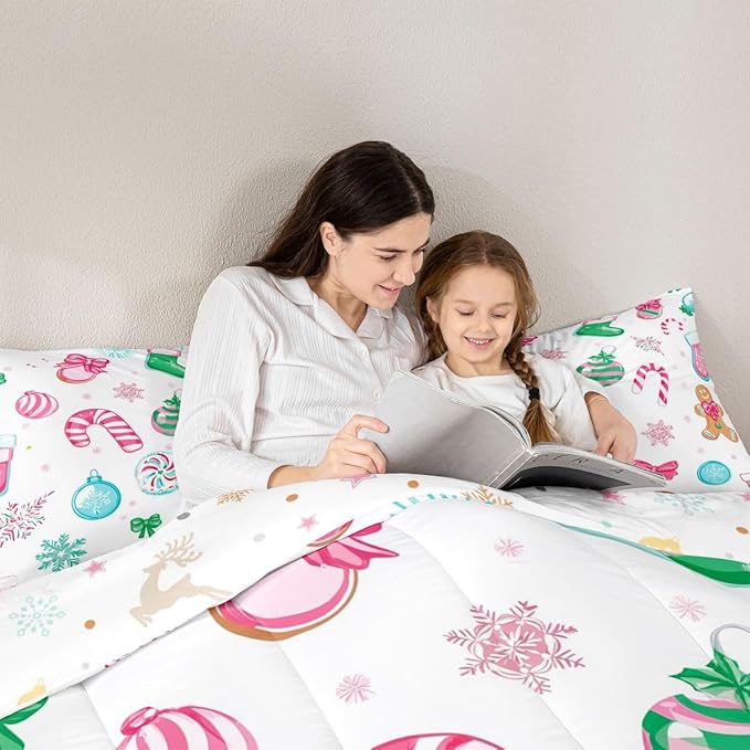 Feelyou Candy Cane Comforter Set Toddler Size Christmas Ornament Bedding Set for Kids Boys Girls Snowflake Duvet Quilt Festive Bow Bedroom Decor Christmas Stocking 2 Pcs with 1 Pillow Cases