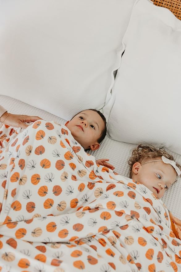 Karver Jumbo 3-Layer Pearl Baby Blanket: Soft Quilts for Boys & Girls | Breathable, Cozy Toddler Blanket | Premium Polyester/Rayon, 46x46