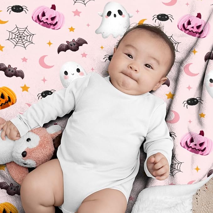 Ultra Soft Cute Ghost Blanket - Plush Cozy Pumpkin Blanket for Travel/Camping/Picnic - Funny Halloween Ghost Decor - 50"x60" - Teens/Travel Size