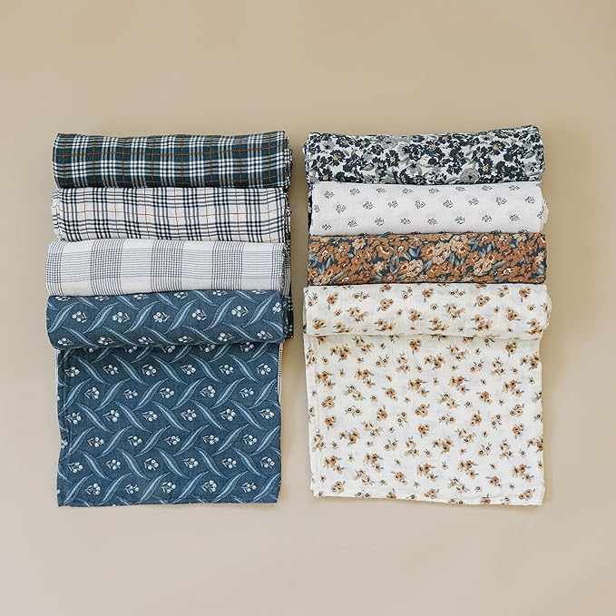 Mebie Baby Navy Berry Muslin Swaddle, Modern and Neutral Swaddle Blanket for Baby Girl or Boy, Soft Baby Blankets, Newborn Swaddle Blanket, 0-3 Month, Comfy Wrap, Baby Essentials & Gifts