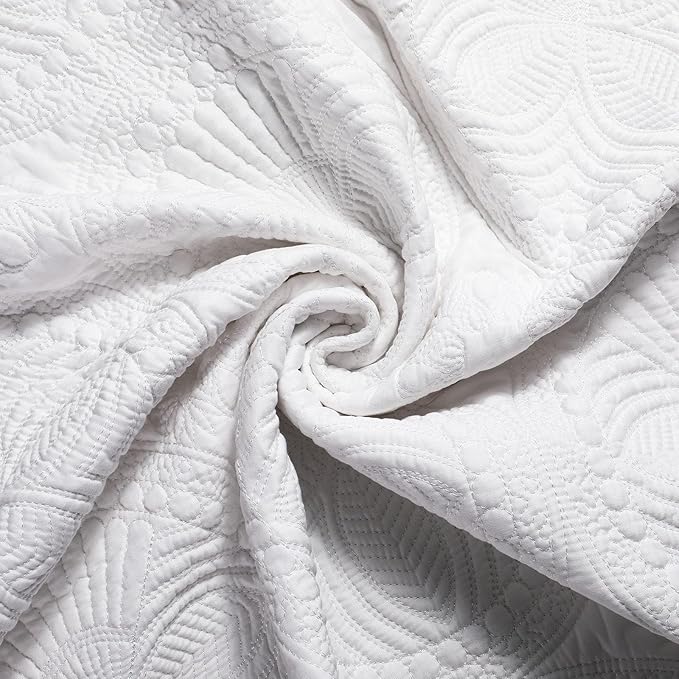 PEACELOVER Embossed Neutral Baby Quilt Durable, Lightweight Baby Blankets Four Seasons for Personlized Monogram Cotton Quilted Blanket Toddler Quilt for Boys and Girls 46x36 Inches (white1)