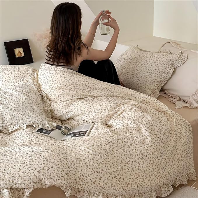 BuLuTu Muslin Duvet Cover for Queen Size Bed, Vintage Farmhouse Bedding Camellia Floral Quilt Cover with Ruffles, Soft Cotton Comforter Cover 90"x90", Zipper & Corner Ties, No Pillow