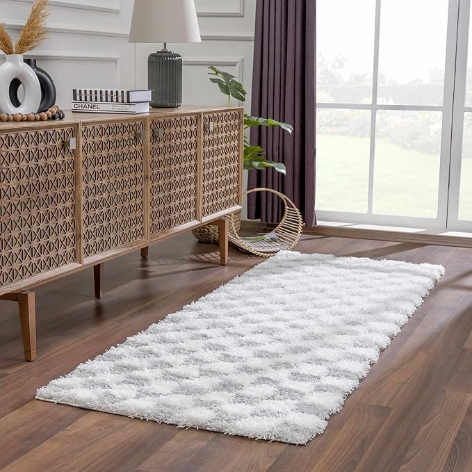 Hauteloom Atira Contemporary Checkered Fluffy Shag Area Rug - Modern Geometric Carpet Tiles for Living Room, Kids Room, Nursery - Plush Pile - Light Gray,Cream - 4' x 6'