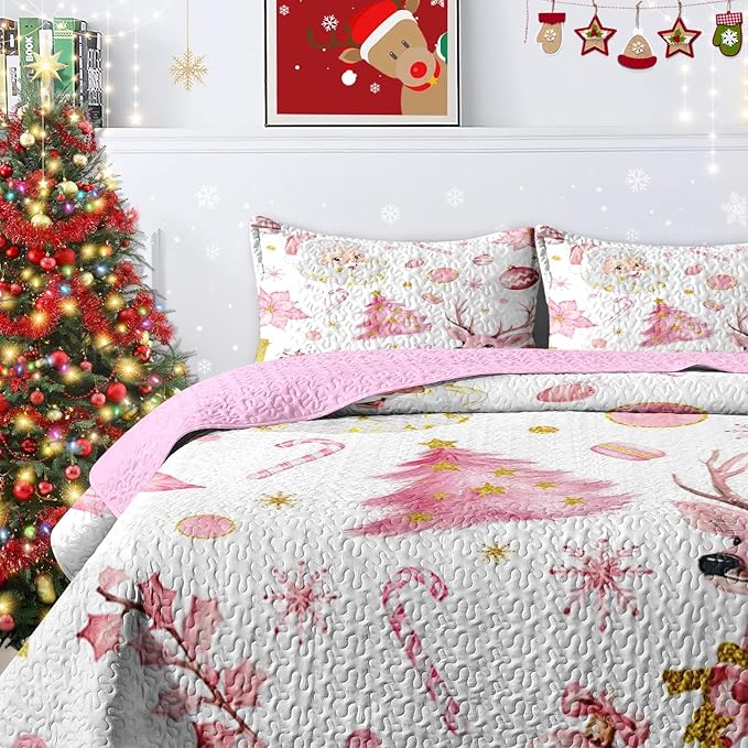 Christmas King Size Quilt Set, Pink Winter Funny Santa Claus Lightweight Bedspread Coverlet with Pillow Shams for Kids and Adults, Cute Reindeer Plants 3 Pcs Bedding Bed Cover